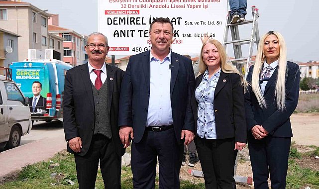 Özkan Alp Emek Mahallesine verdiği sözü tuttu