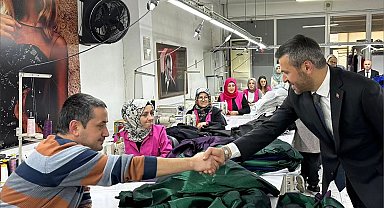 Özkan Çetinkaya : " Hedefimiz projelerimizle Türkiye'nin en gelişmiş ilk 10 şehri arasında yer almak"