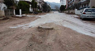 Pamukkale Adayı Ertemur yol ve otopark sorununu çözeceğine söz verdi