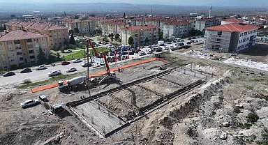 Pamukkale'de 10 kapalı pazaryeri ve sosyal tesisin temeli atıldı
