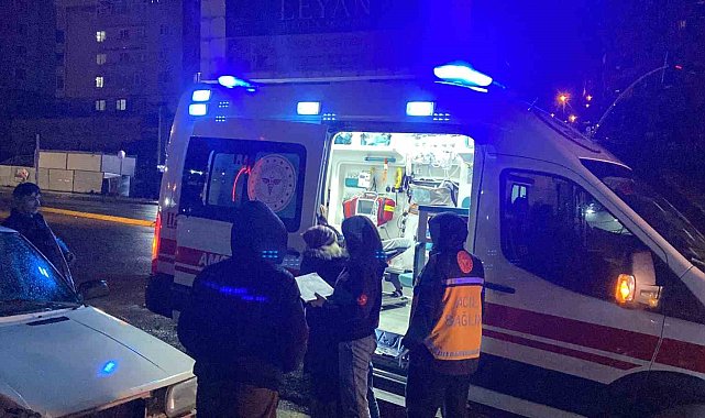 Pikap ile otomobil çarpıştı: 1 hafif yaralı