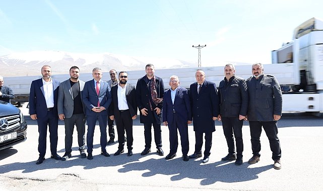 Pınarbaşı'nda Cumhur İttifakından tarihi konvoy