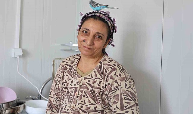 "Canım, ciğerim" dediği 'Maviş' afetzede aileyi hayata tutundurdu