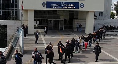 "Mahzen-3" operasyonunda yakalanan 52 şüpheli adliyeye sevk edildi