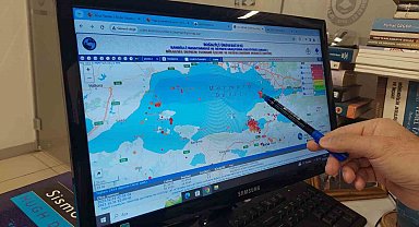 "Yalova'daki hareketlenmeler Kuzey Anadolu fay hattının Marmara Denizi içerisindeki koluna sıçrama yapabilir"