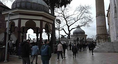 Ramazan'ın ilk cumasında Ulu Cami doldu taştı