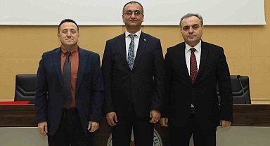 Rektör Prof. Dr. Altun: "Binanın yüksekliği arttıkça izolatör kullanımı sıkıntıya girer"