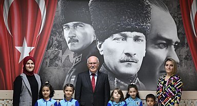Rektör Savaş ilk mektup sahipleriyle buluştu