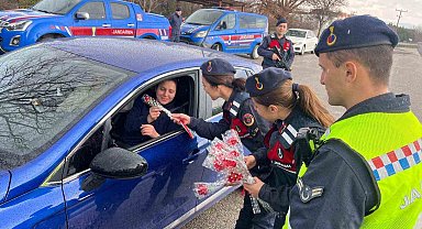 Salihli jandarma kadınları unutmadı