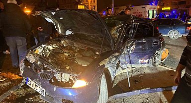 Samsun'da 3 araçlı kaza: 5 yaralı