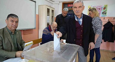 Samsun'da oy kullanma işlemi başladı