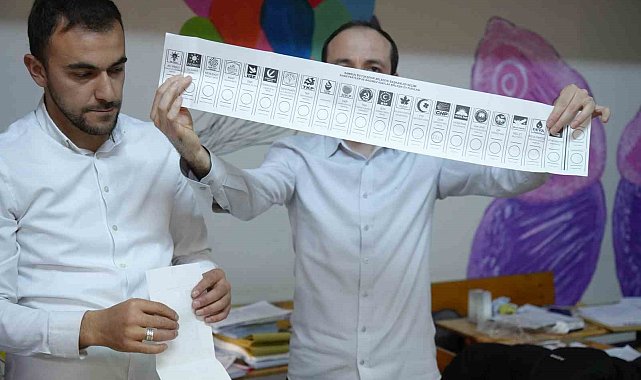 Samsun'da oy sayımı devam ediyor