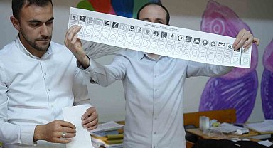 Samsun'da oy sayımı devam ediyor