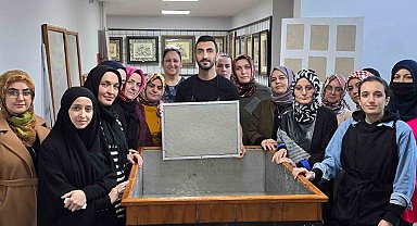 Sanat eserleri için kağıt ürettiler
