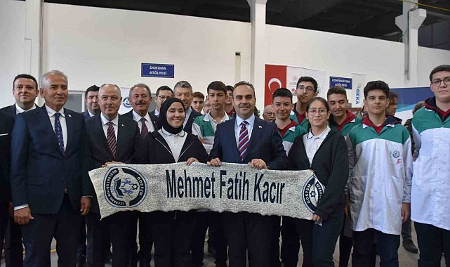Sanayi Bakanı Kacır'dan Denizli OSB'ye teknopark müjdesi