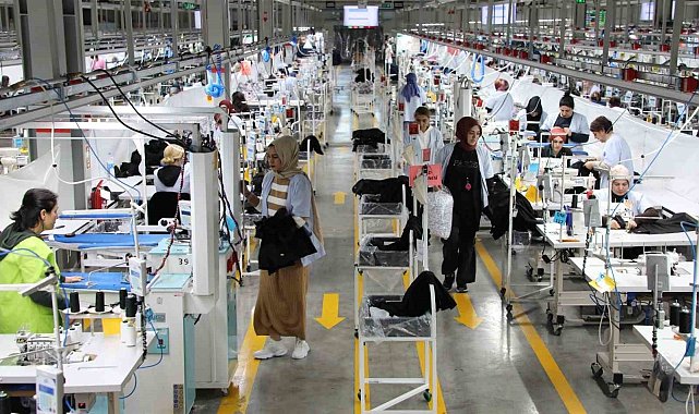 Sanayi üretimi yıllık yüzde 1,1 arttı