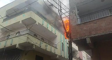 Şanlıurfa'da elektrik direğinde korkutan yangın