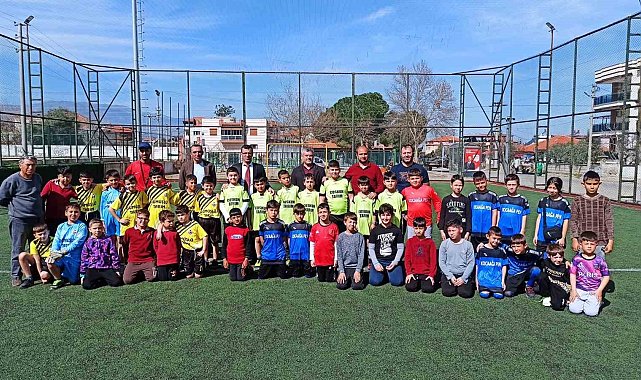 Sarıgöl'de okullar arası spor heyecanı başladı