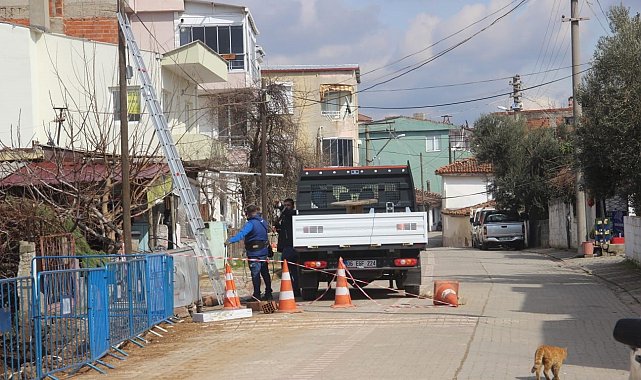 Sarkan kablo motosiklet sürücüsünün boğazını kesti, ölümden döndü