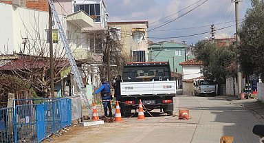 Sarkan kablo motosiklet sürücüsünün boğazını kesti, ölümden döndü