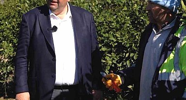 Seferihisar Belediyesi çiftçilerin yüzünü güldürdü
