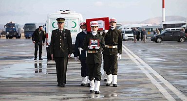 Şehit Uzman Çavuş Güven'in cenazesi memleketi Aydın'a uğurlandı
