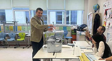 Selçuk ve Sümeyye Bayraktar çifti oyunu kullandı