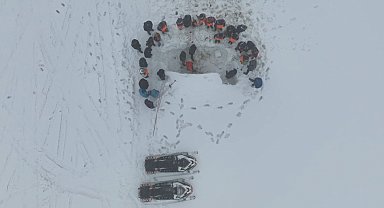 Şenyayla bölgesinde çığ eğitimi ve tatbikatı düzenlendi