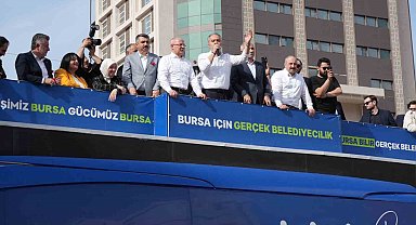 Sevgi yürüyüşünde Cumhur İttifakı adayı Alinur Aktaş'a büyük ilgi