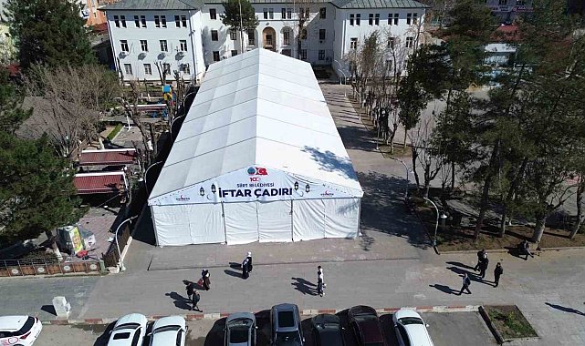 Siirt'te bin kişilik iftar çadırı hizmeti