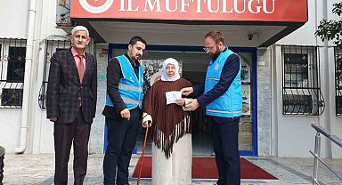 Siirtli Hadice nine kefen parasını Gazze'ye bağışladı