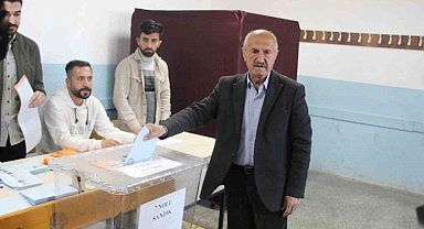 Şırnak'ta oy kullanma işlemi başladı