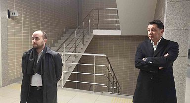 Sosyal medyadaki 'para sayma' görüntülerine ilişkin 2 kişi ifade vermek için adliyede