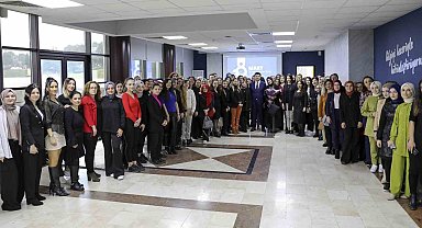 SUBÜ'deki Kadınlar Günü etkinliğinde zulme uğrayan kadınlara dikkat çekildi