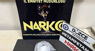 Şüpheli araçtan uyuşturucu çıktı