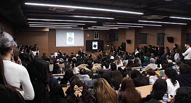 Tarihçi-Yazar Prof. Dr. İlber Ortaylı üniversitelilerle bir araya geldi