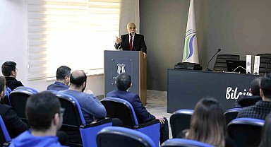 Tarihçi-yazar Turan: "Atalarımıza layık torunlar, nesiller olalım"