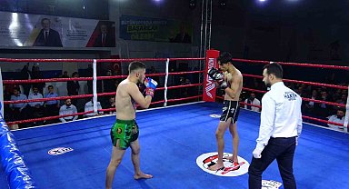 Tatvan'da Türkiye-İran Muaythai gecesi düzenlendi