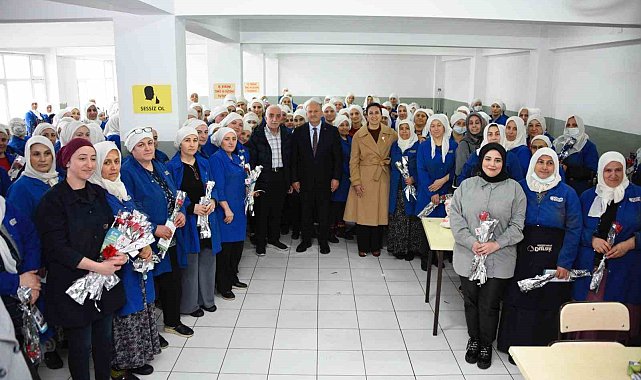 Tavlı: "Cumhurbaşkanımız, demokrasinin öznesi olarak kadınlarımızı göstermiştir"