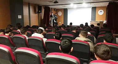 Tavşanlı MYO'da "Haritacılık Mesleğinde Değişen Gelecek ve Kariyer Planlama" konulu söyleşi
