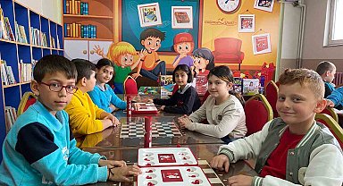 Tavşantepe İlkokulu'na akıl ve zeka oyunları sınıfı kazandırıldı