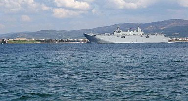 TCG Anadolu, 18 Mart törenleri için Çanakkale Boğazı'nda