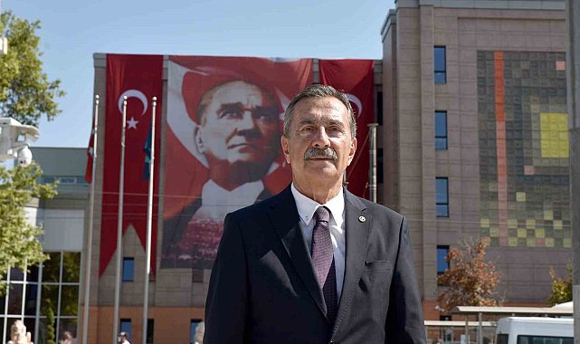 Tepebaşı Belediye Başkanı Dt. Ahmet Ataç'tan 18 Mart mesajı