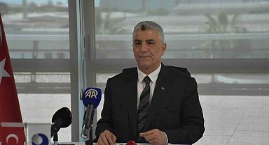 Ticaret Bakanı Ömer Bolat: "Bu sene hedefimiz ülkemize 377 milyar dolar döviz kazandırmak"