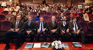 Tıp Bayramı'nda salon boş kaldı