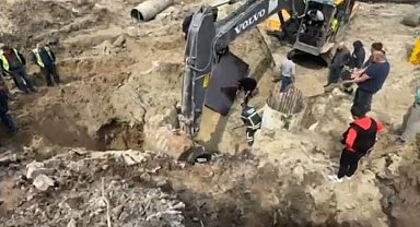 Toprak altında kalan işçileri kurtarma çalışmaları sürüyor