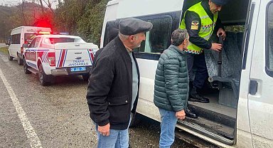 Trafik jandarmasından öğrenci servislerine dennetim