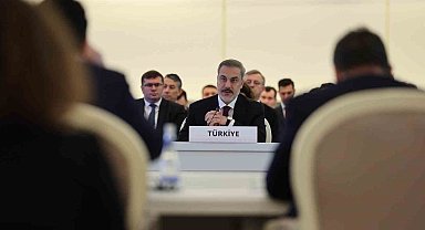 Türkiye, Azerbaycan, Gürcistan Dışişleri Bakanları 9. Toplantısı Bakü'de başladı