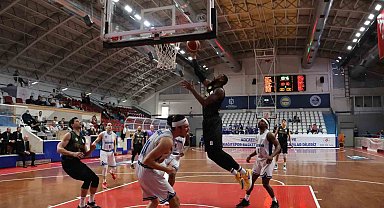Türkiye Basketbol Ligi: Kocaeli Büyükşehir Belediye Kağıtspor: 82 - Esenler Erokspor: 85