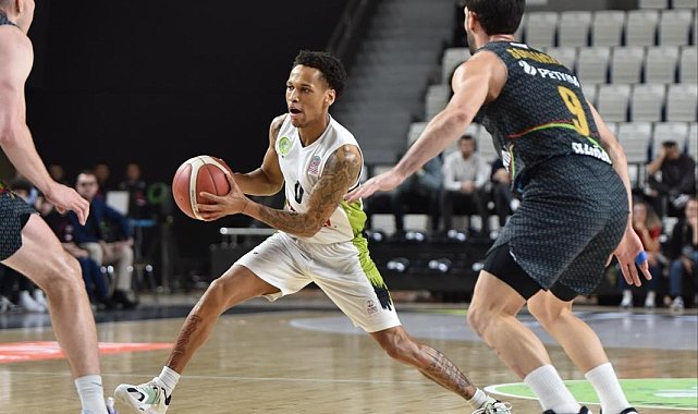 Türkiye Sigorta Basketbol Süper Ligi: Manisa BBSK: 90 - Aliağa Petkimspor: 106